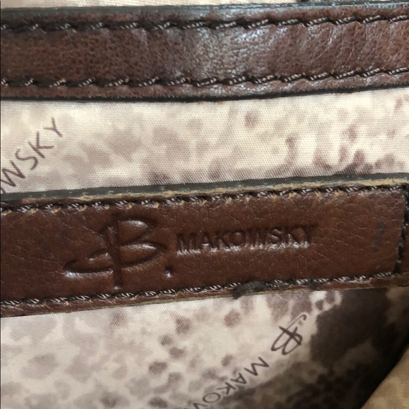 B Makowsky Leather Shoulder Bag - Picture 4 of 6